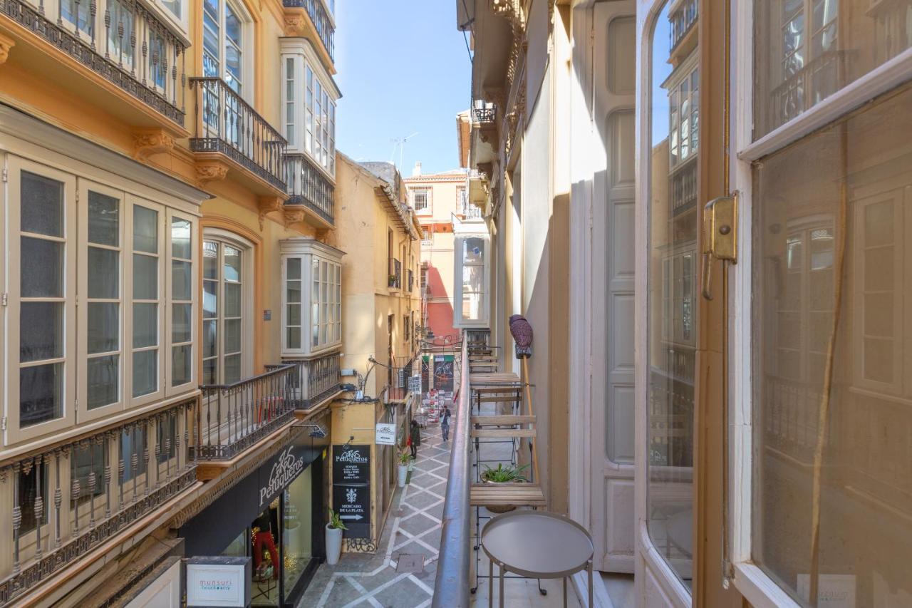 Puerta De Larios: Central Three-Bedroom Apartment With Balconies And Patio Málaga Eksteriør bilde